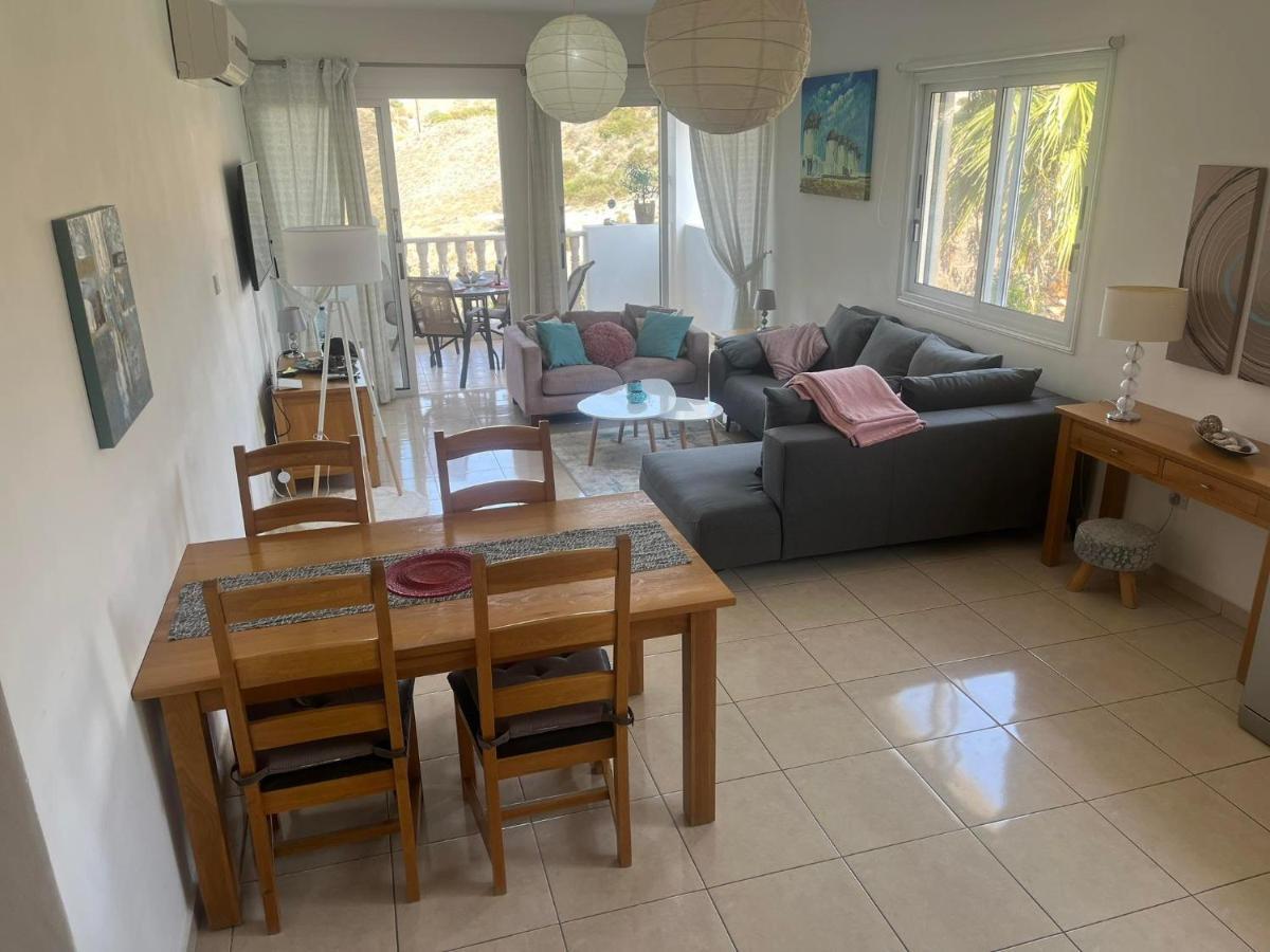 Peyia Resort Apartment Exterior photo